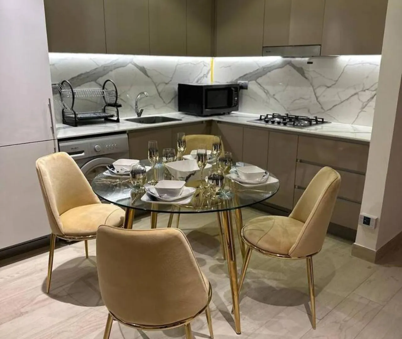 Egate - Dubai - 1 Bedroom 6Th Floor With Pool View- 17-625 公寓
