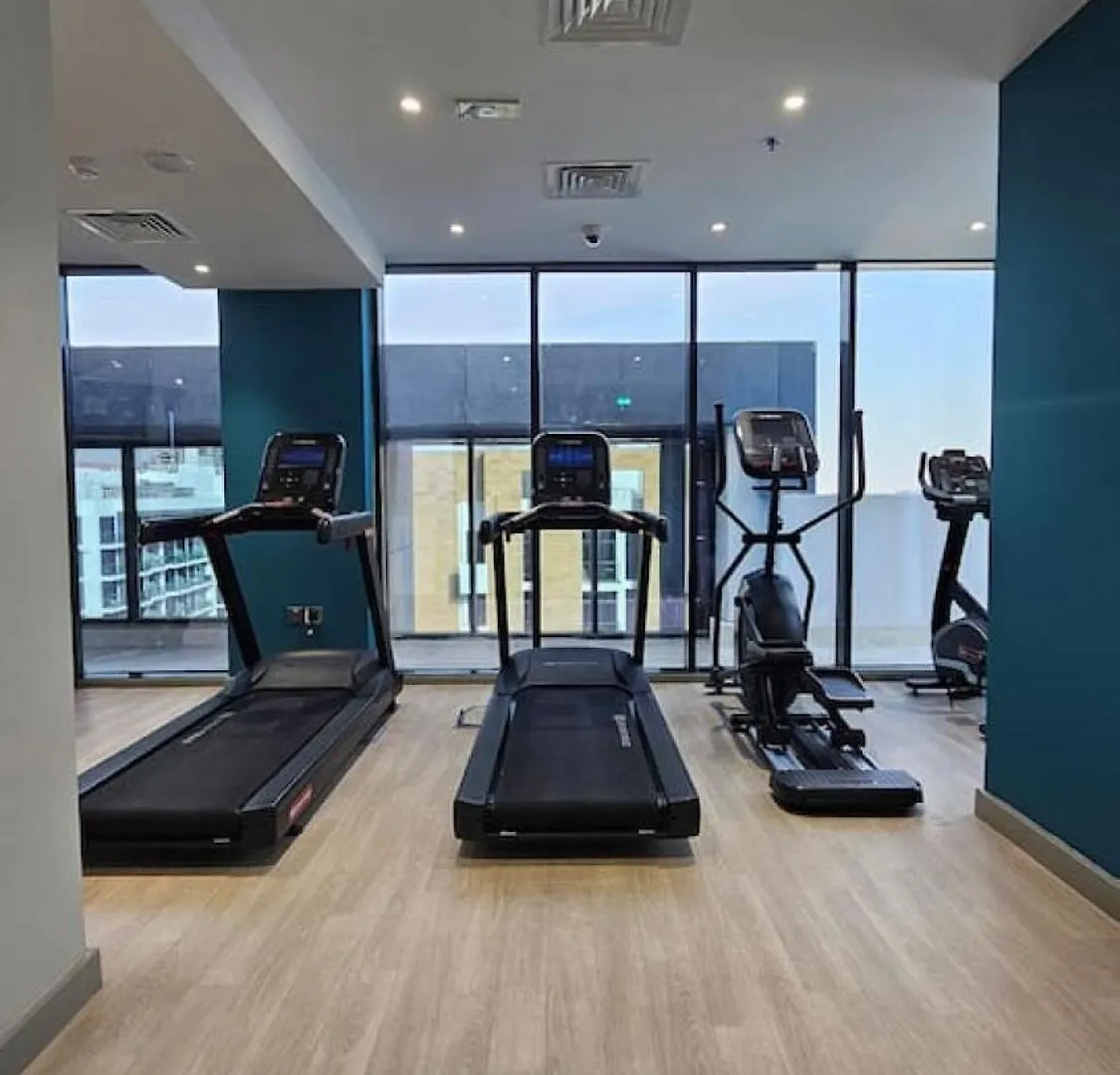 Egate - Dubai - 1 Bedroom 6Th Floor With Pool View- 17-625