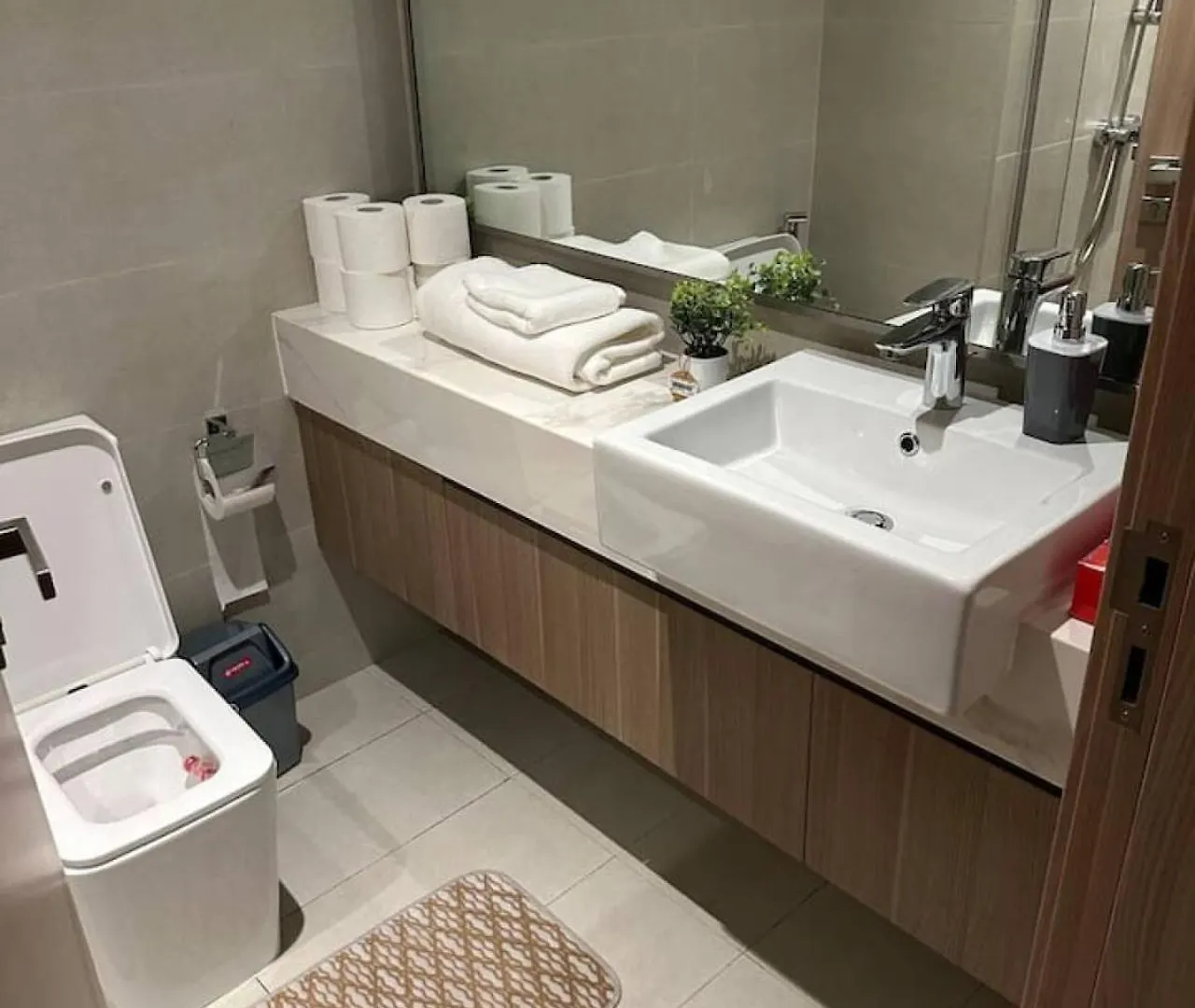 Apartment Egate - Dubai - 1 Bedroom 6Th Floor With Pool View- 17-625 United Arab Emirates