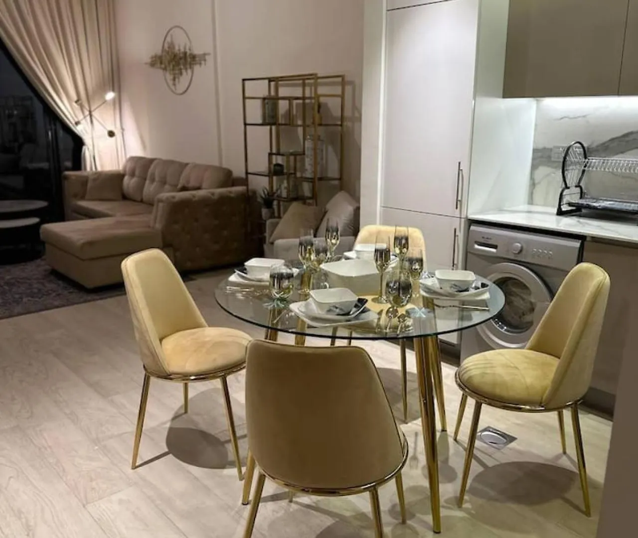 Apartment Egate - Dubai - 1 Bedroom 6Th Floor With Pool View- 17-625