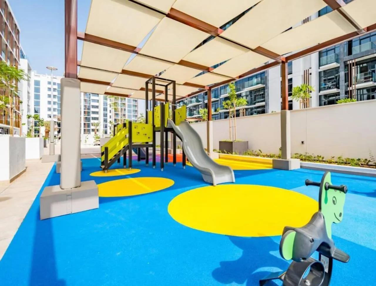 Apartment Egate - Dubai - 1 Bedroom 6Th Floor With Pool View- 17-625 United Arab Emirates